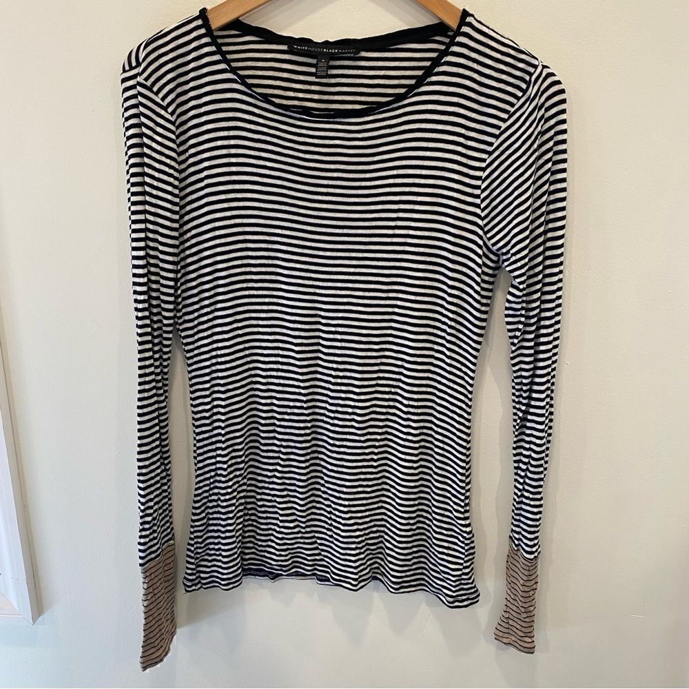 White House black market fine knit super soft long sleeve top